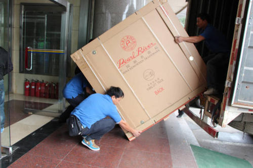 阿城钢琴贵重工艺品无忧运